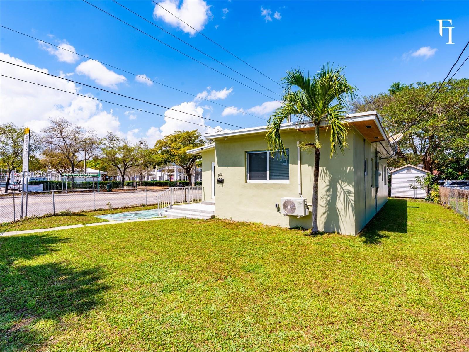 1195 NW 48th St Miami, FL 33127