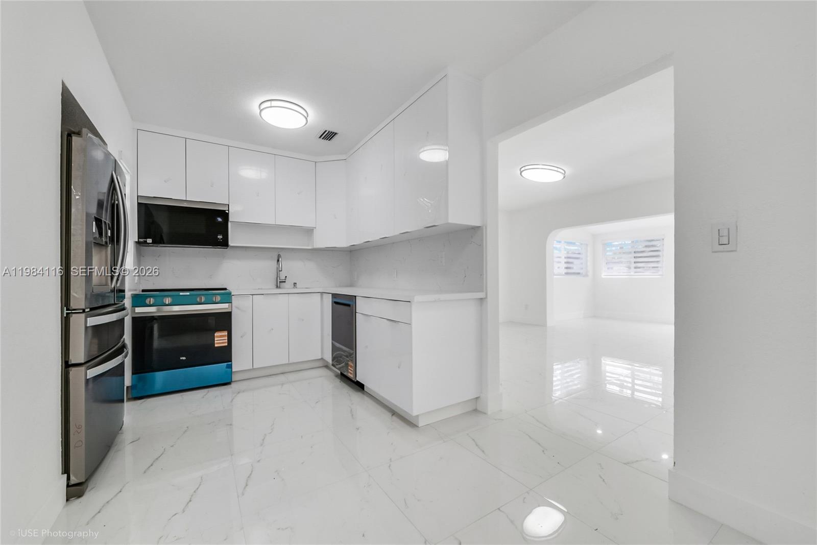 6337 SW 11th St West Miami, FL 33144