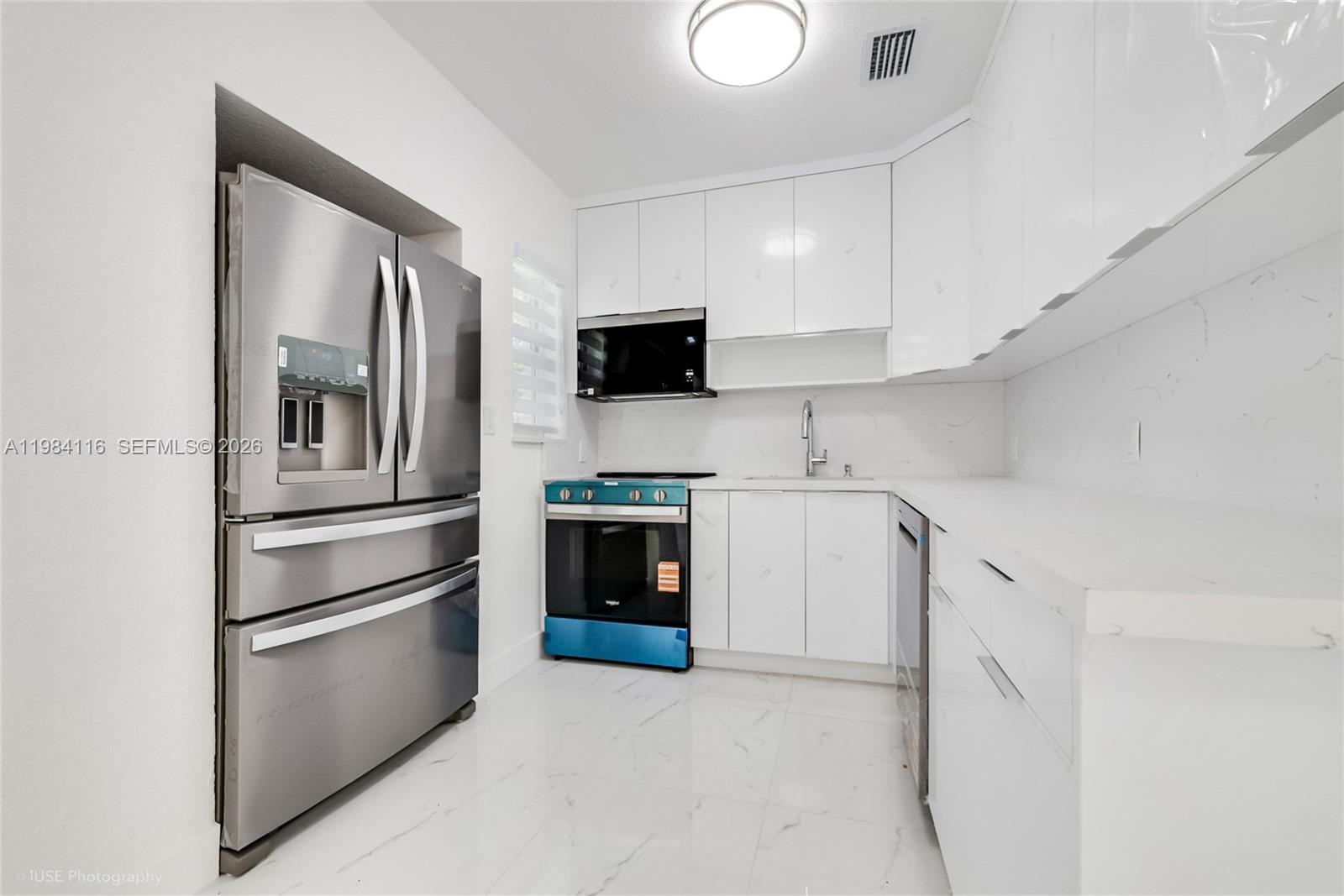 6337 SW 11th St West Miami, FL 33144