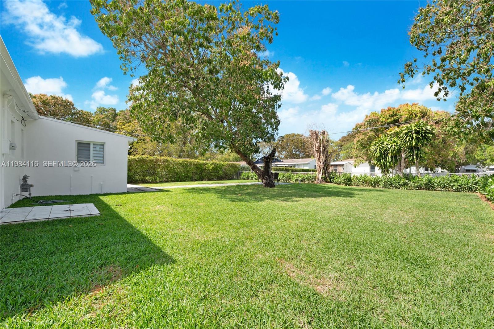 6337 SW 11th St West Miami, FL 33144