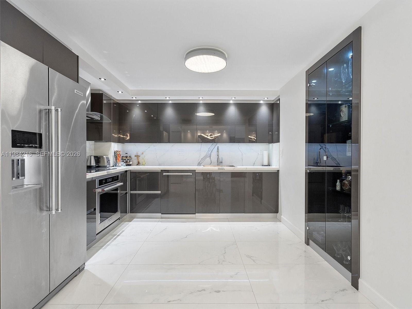 251 174th St #511 Sunny Isles Beach, FL 33160