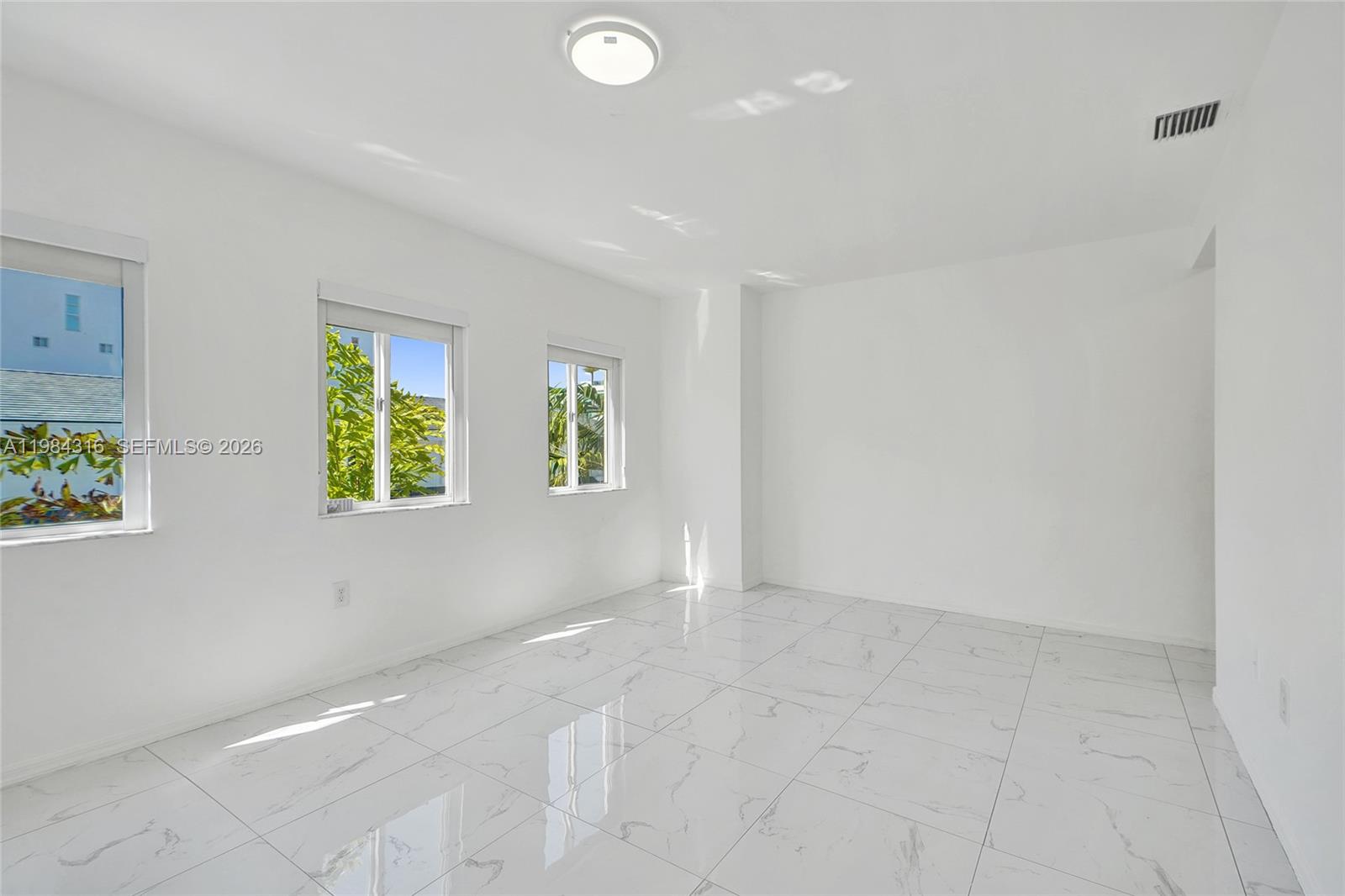 10065 Bay Hbr Ter Bay Harbor Islands, FL 33154