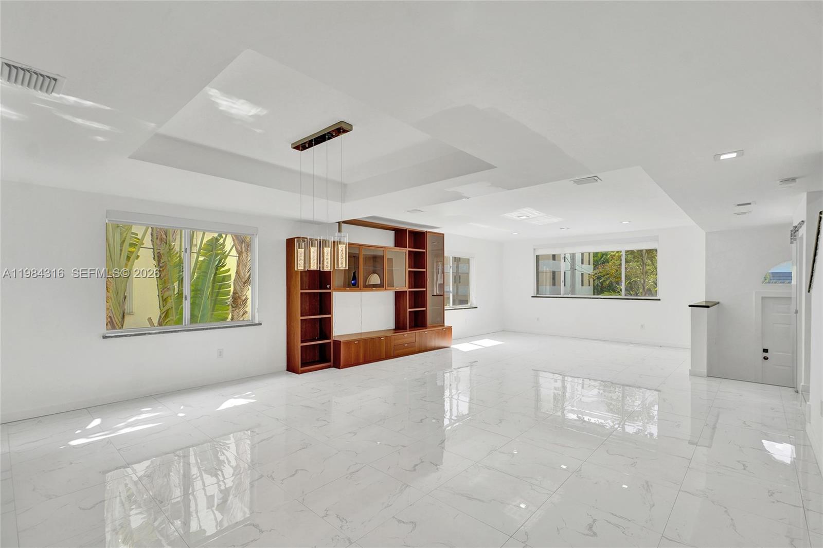 10065 Bay Hbr Ter Bay Harbor Islands, FL 33154