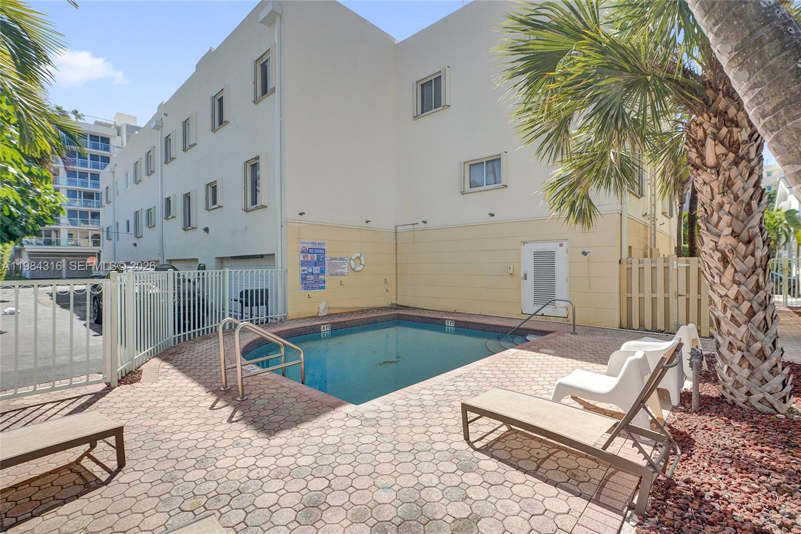 10065 Bay Hbr Ter Bay Harbor Islands, FL 33154