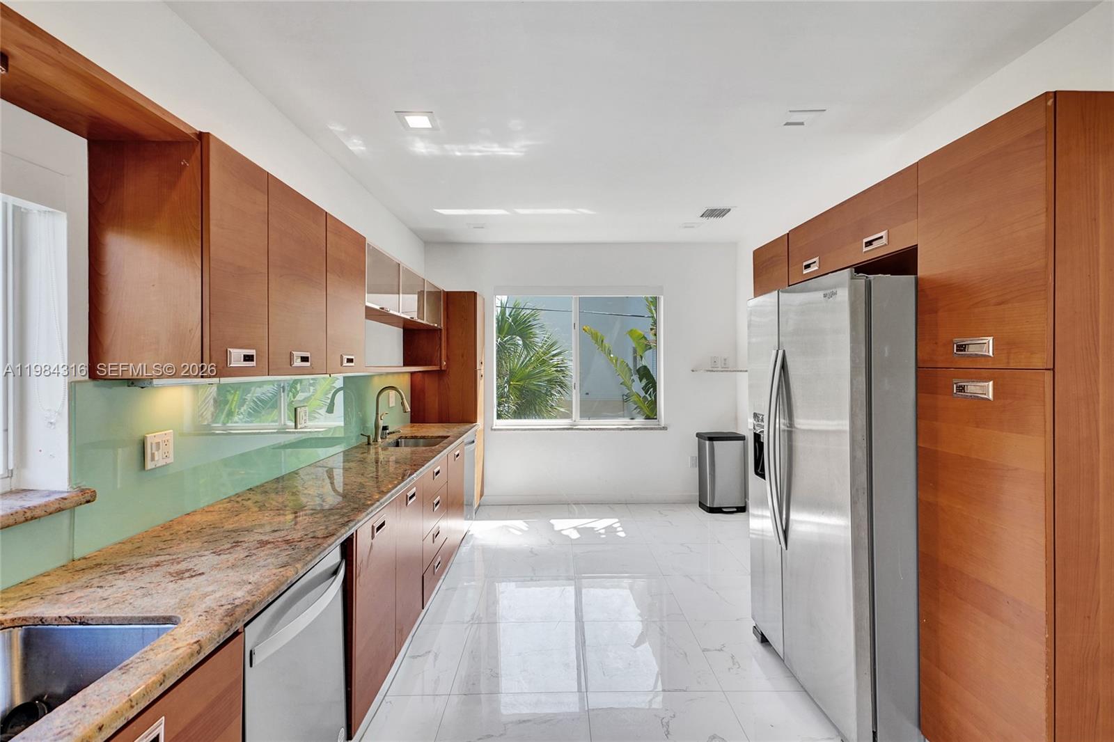 10065 Bay Hbr Ter Bay Harbor Islands, FL 33154