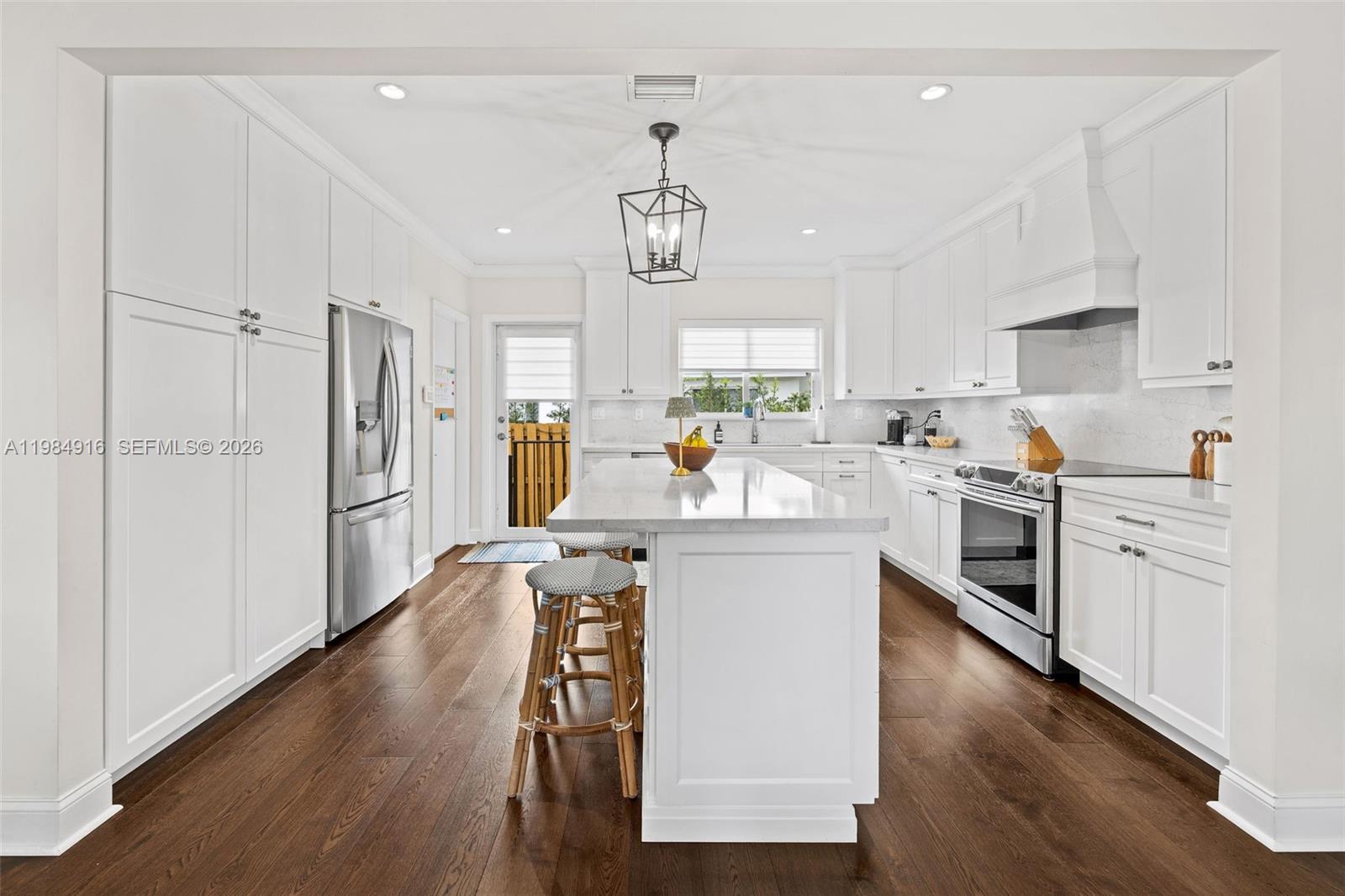 9880 NE 9th Ave Miami Shores, FL 33138