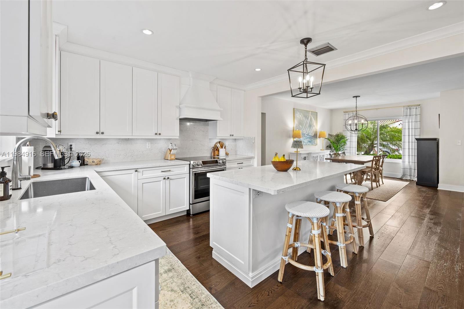 9880 NE 9th Ave Miami Shores, FL 33138