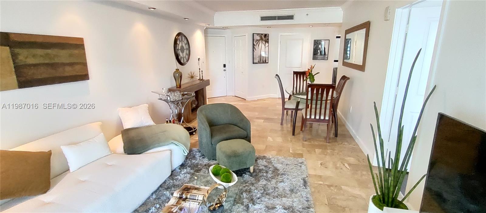 170 SE 14th St #2805