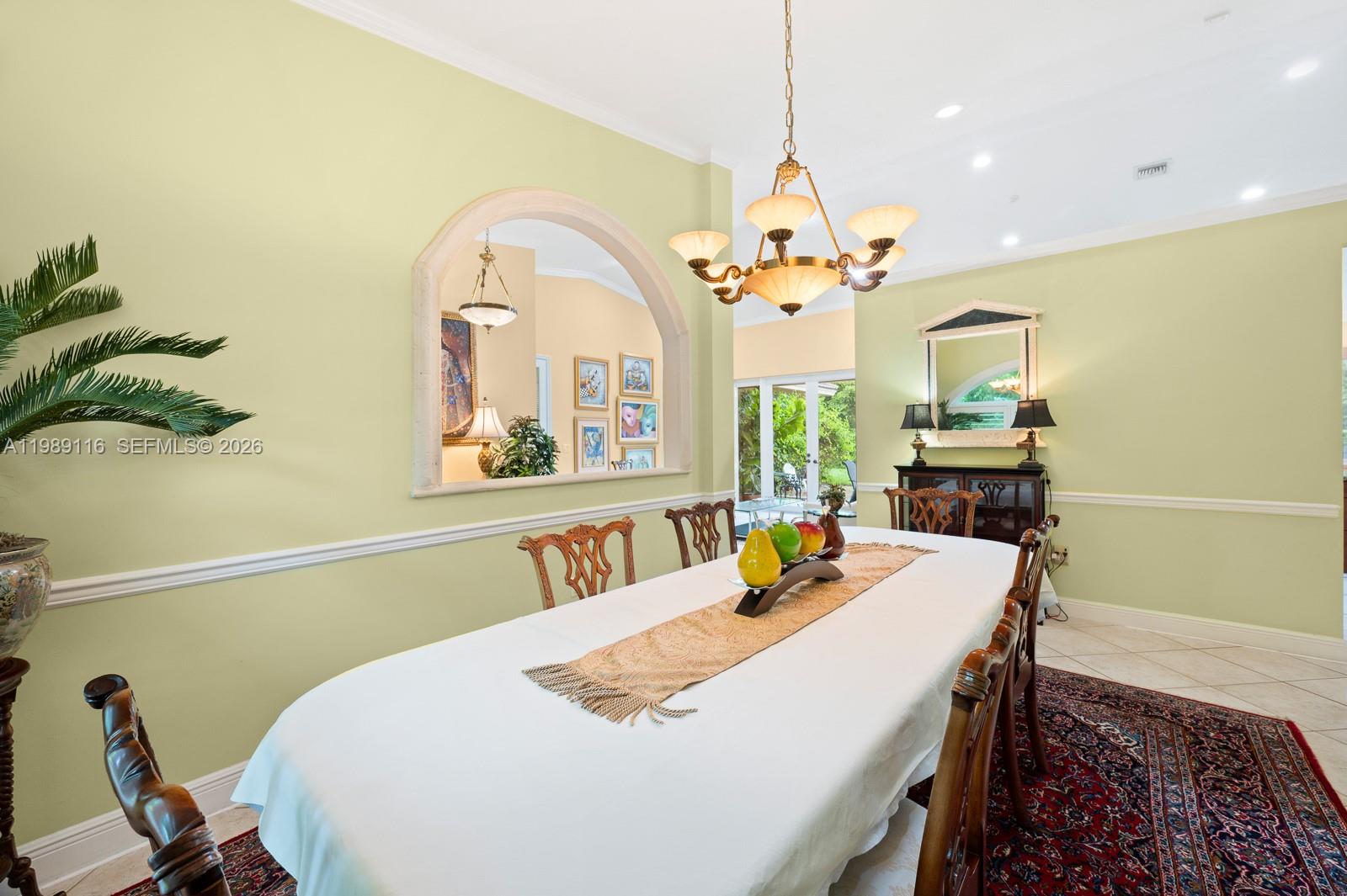 10621 SW 77th Ave Pinecrest, FL 33156