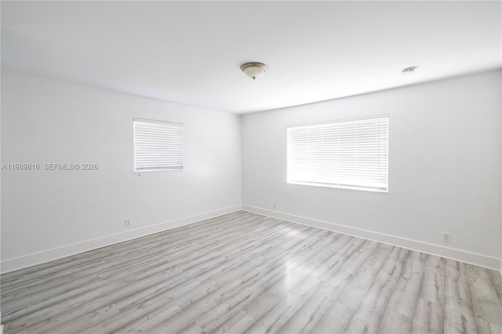 2455 Wiley Ct Hollywood, FL 33020