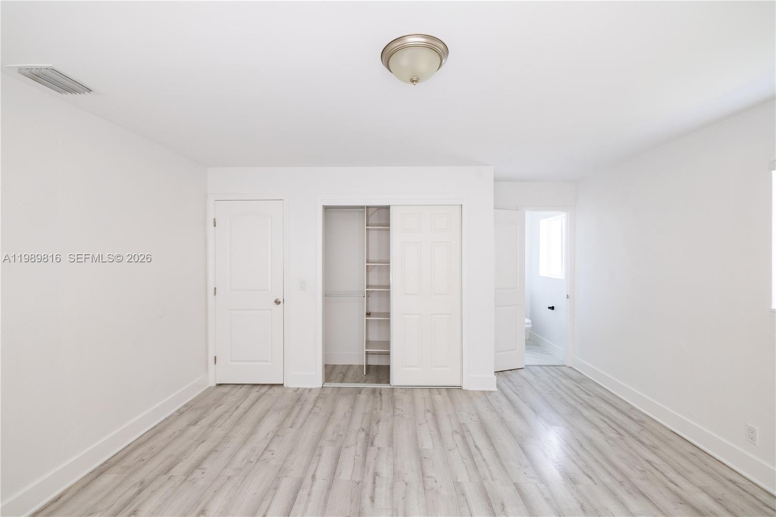 2455 Wiley Ct Hollywood, FL 33020