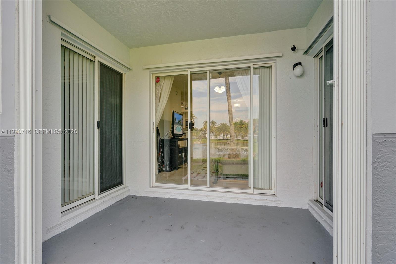 2640 S University Dr #112 Davie, FL 33328