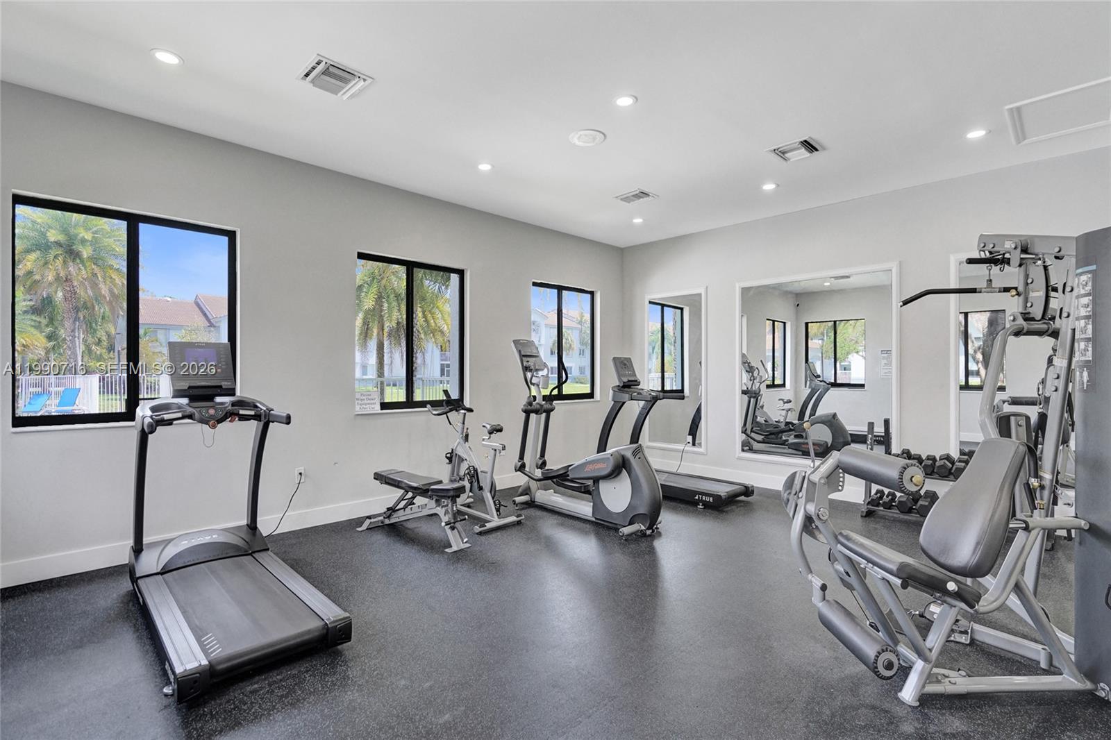 2640 S University Dr #112 Davie, FL 33328