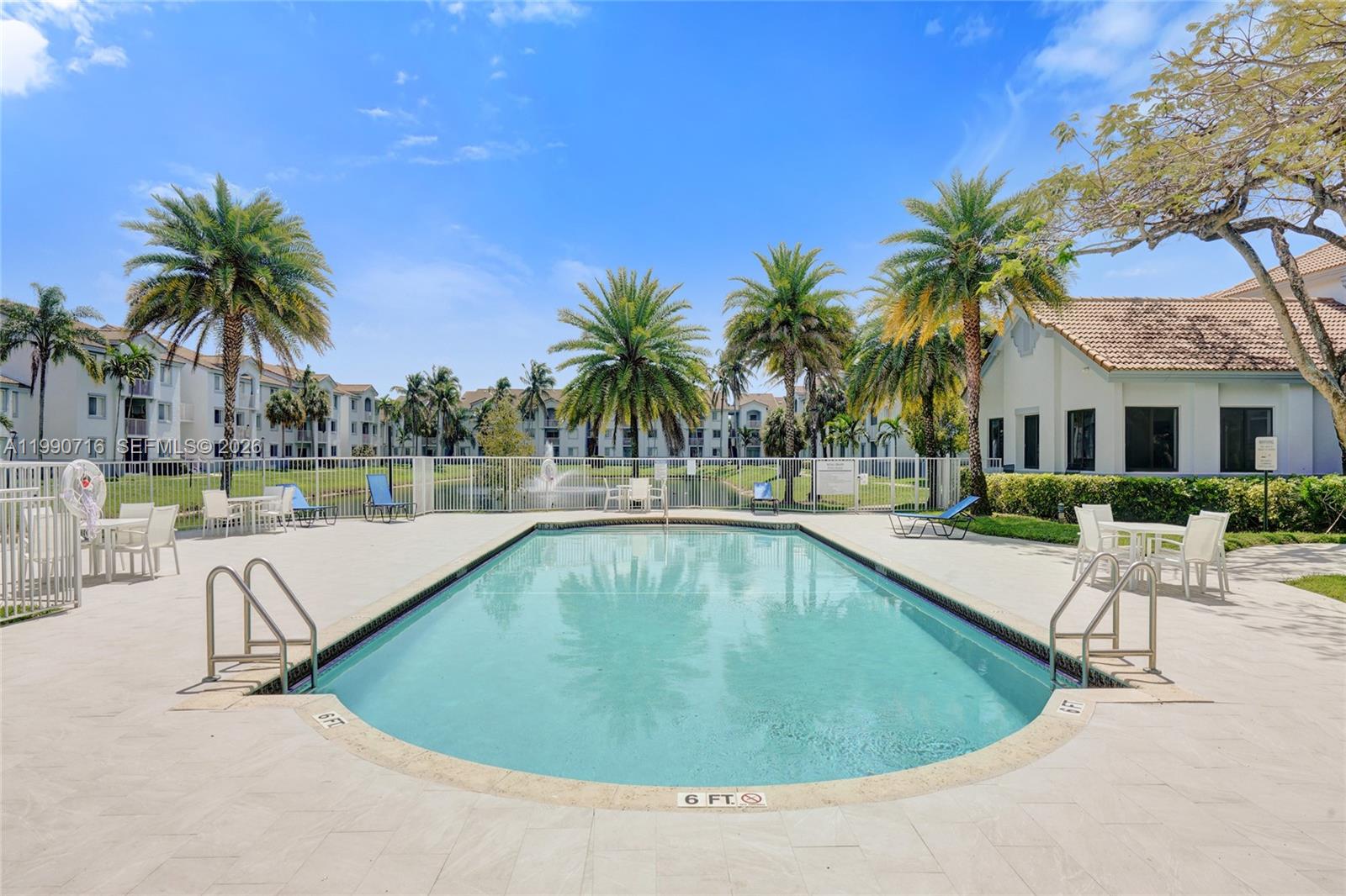 2640 S University Dr #112 Davie, FL 33328