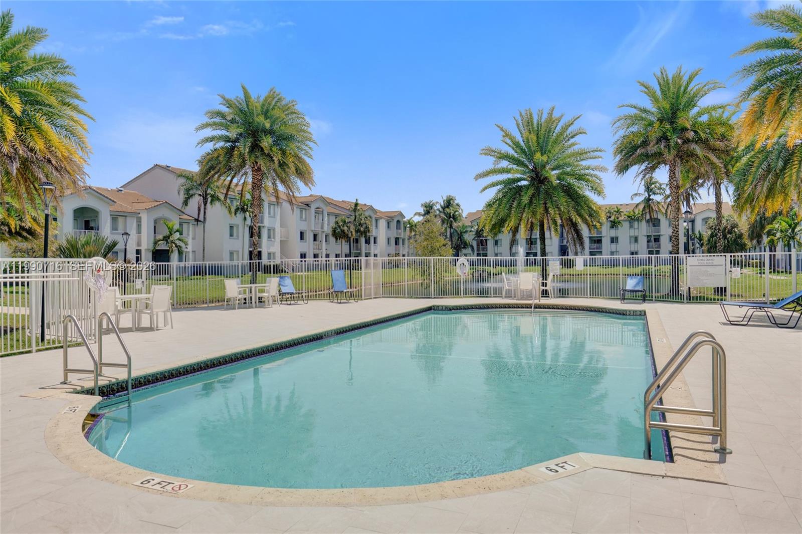 2640 S University Dr #112 Davie, FL 33328