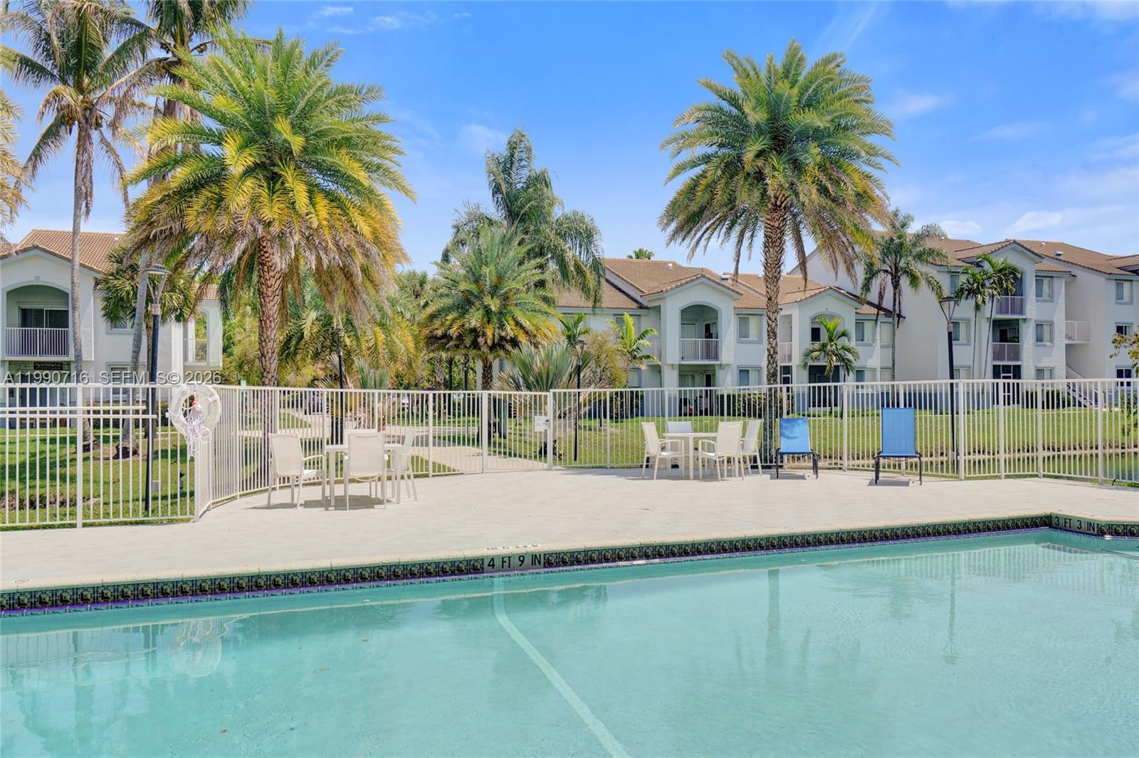 2640 S University Dr #112 Davie, FL 33328