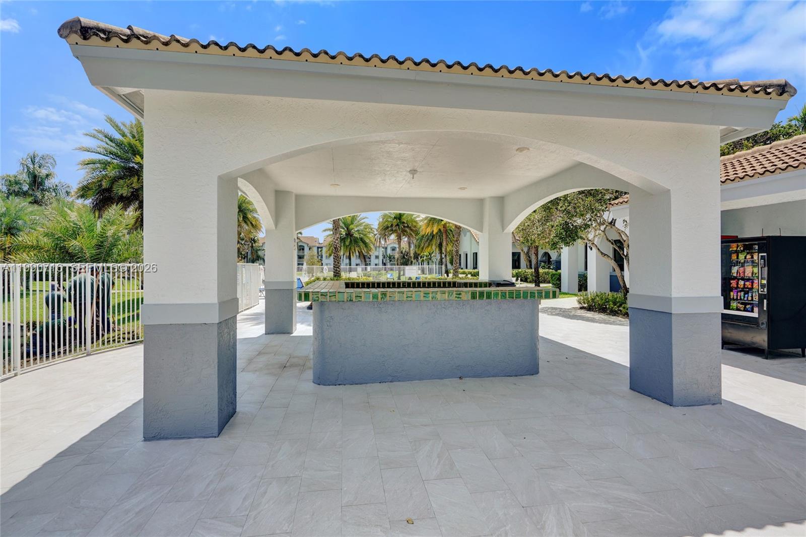 2640 S University Dr #112 Davie, FL 33328