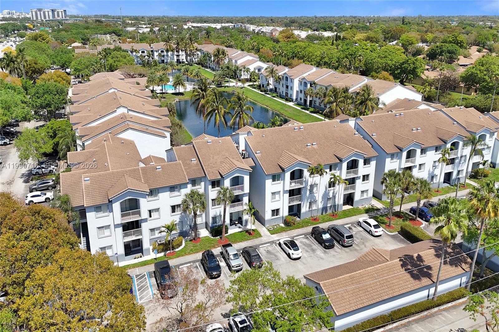 2640 S University Dr #112 Davie, FL 33328