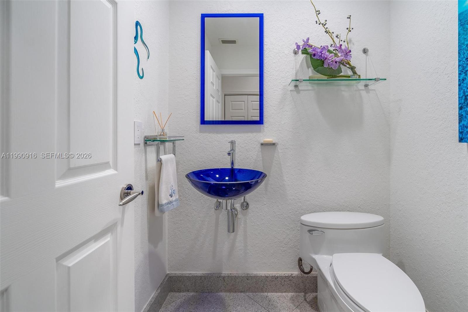 392 Coconut Cir Weston, FL 33326