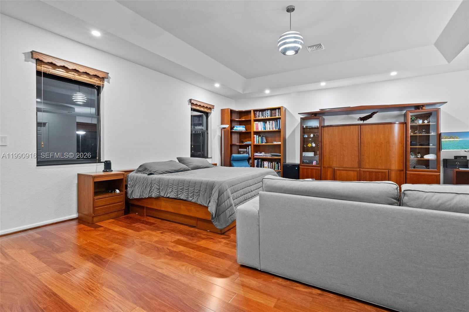 392 Coconut Cir Weston, FL 33326