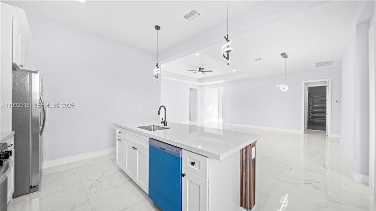 1201 15th Ter Cape Coral, FL 33909