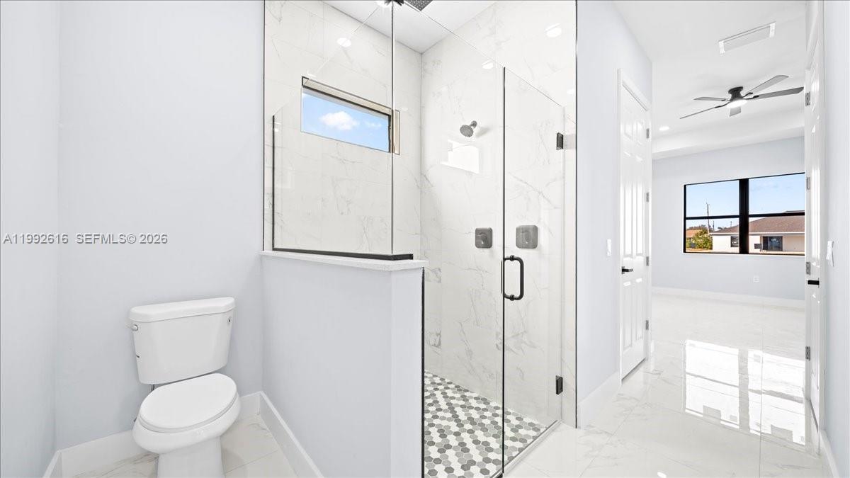 1201 15th Ter Cape Coral, FL 33909