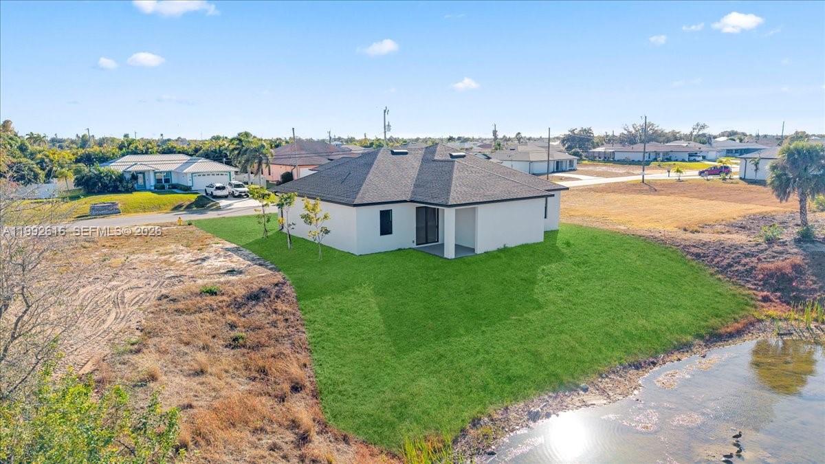 1201 15th Ter Cape Coral, FL 33909