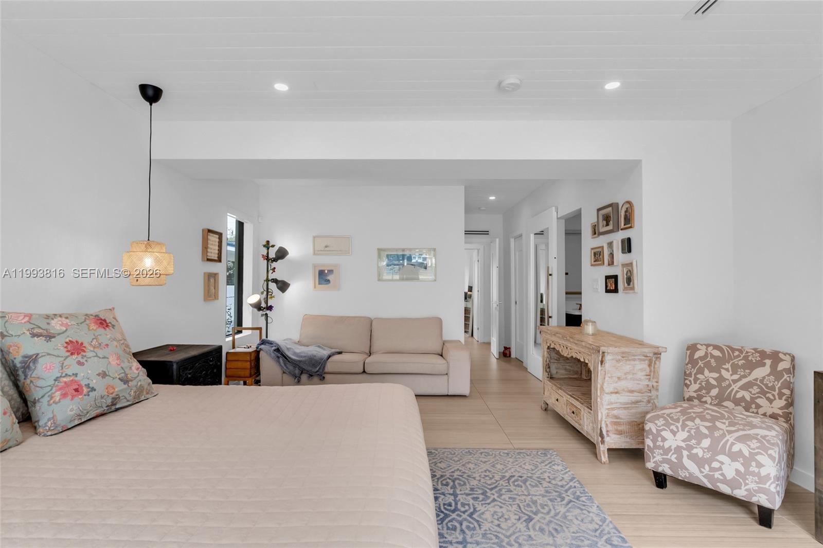 2025 Arch Crk Dr North Miami, FL 33181