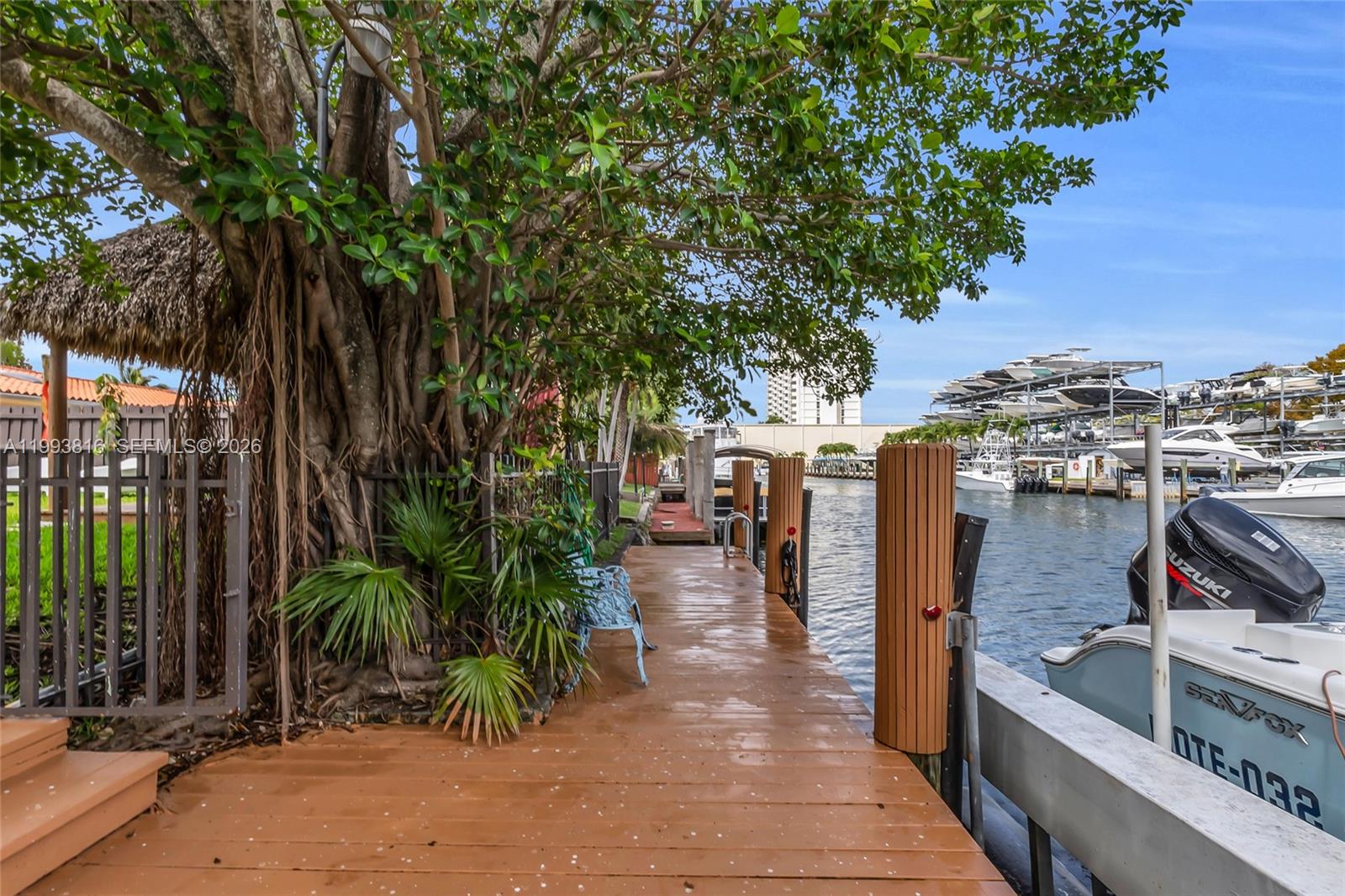 2025 Arch Crk Dr North Miami, FL 33181