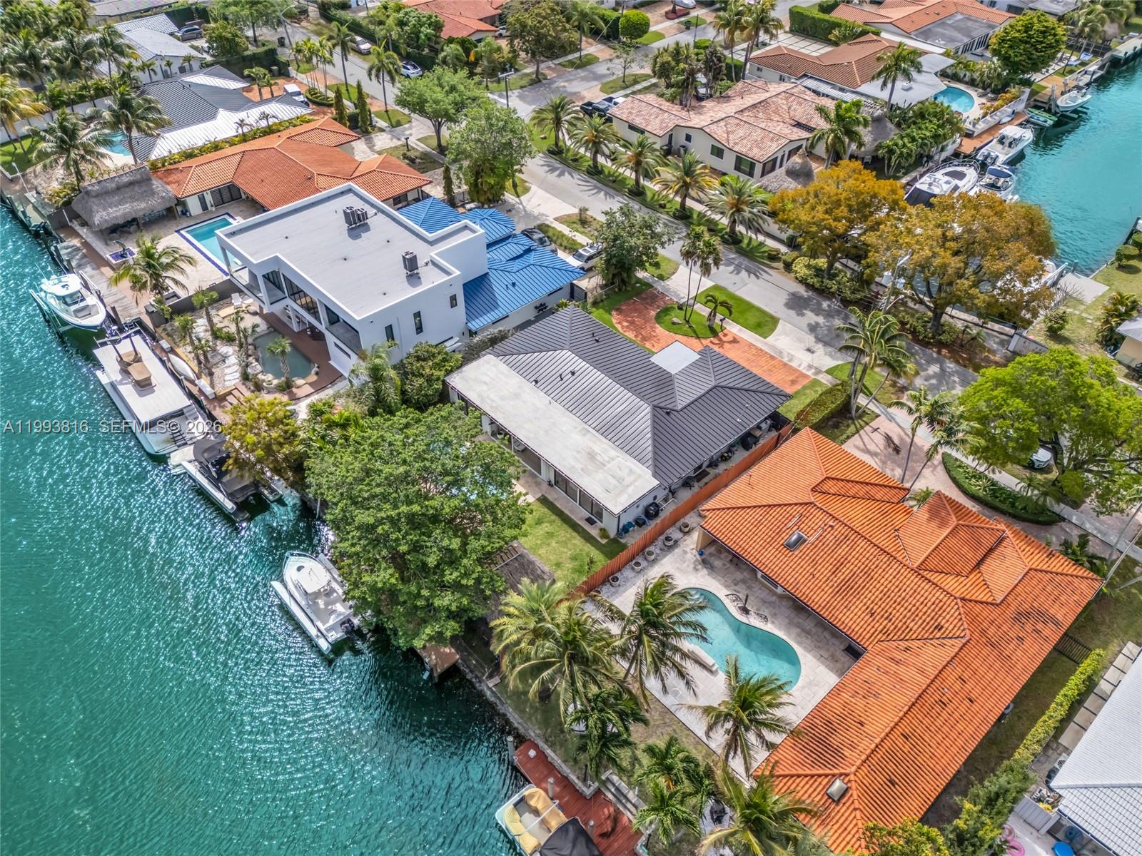 2025 Arch Crk Dr North Miami, FL 33181