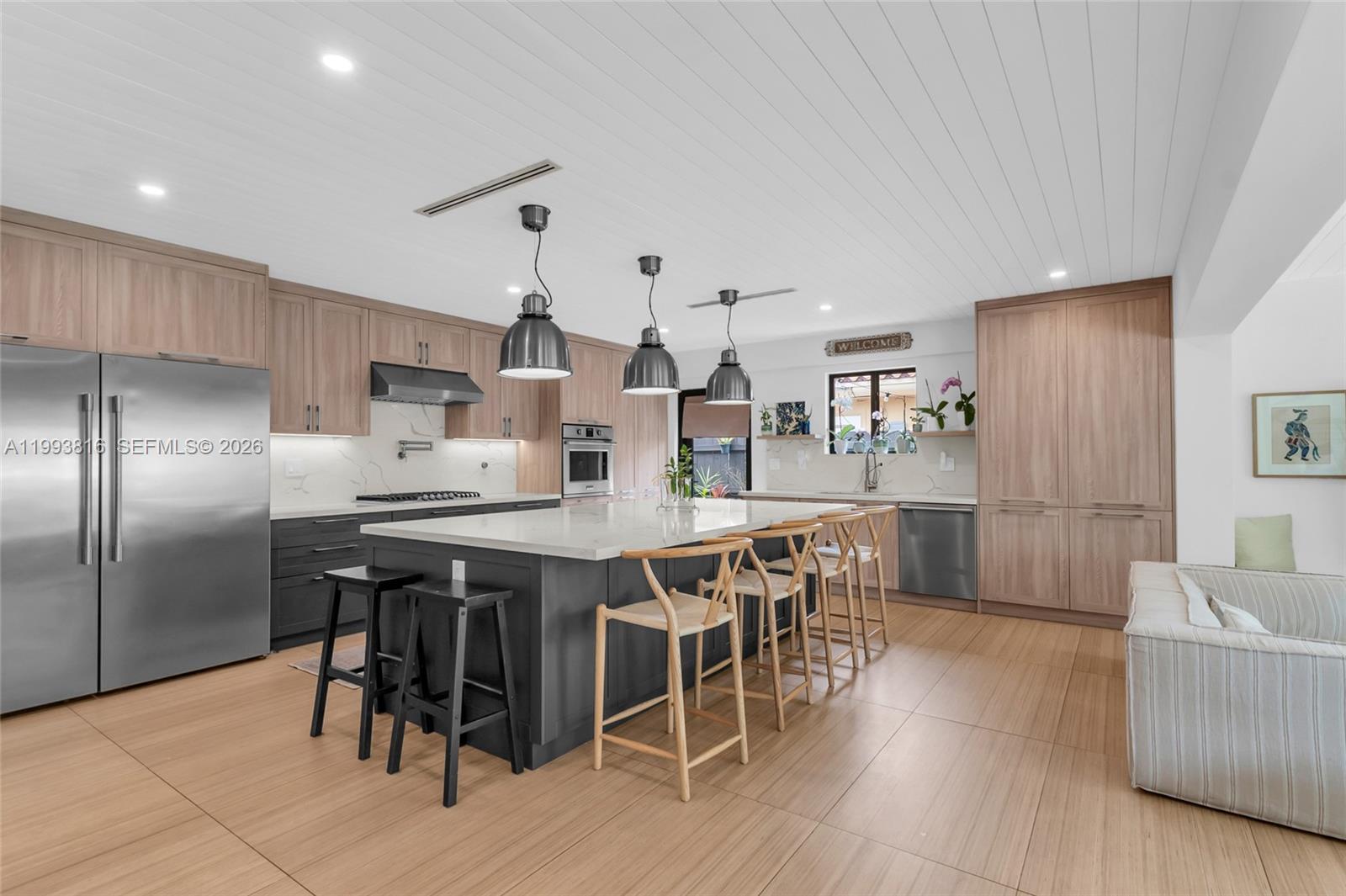 2025 Arch Crk Dr North Miami, FL 33181