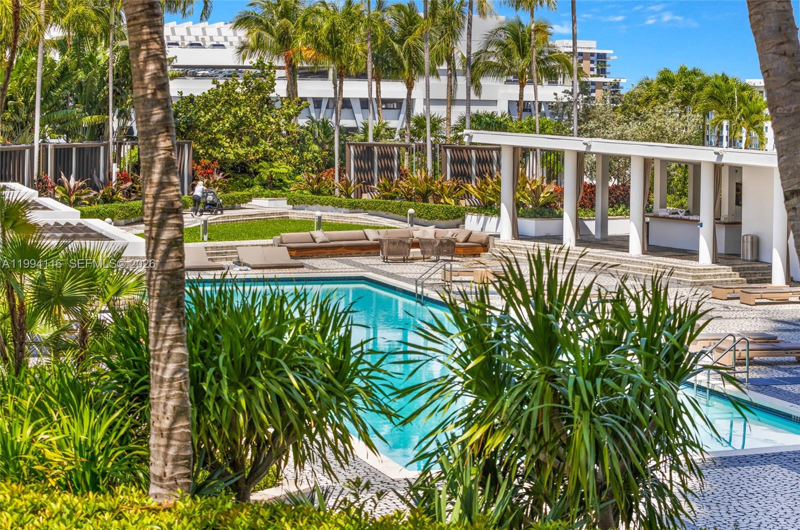image Paramount Bay26