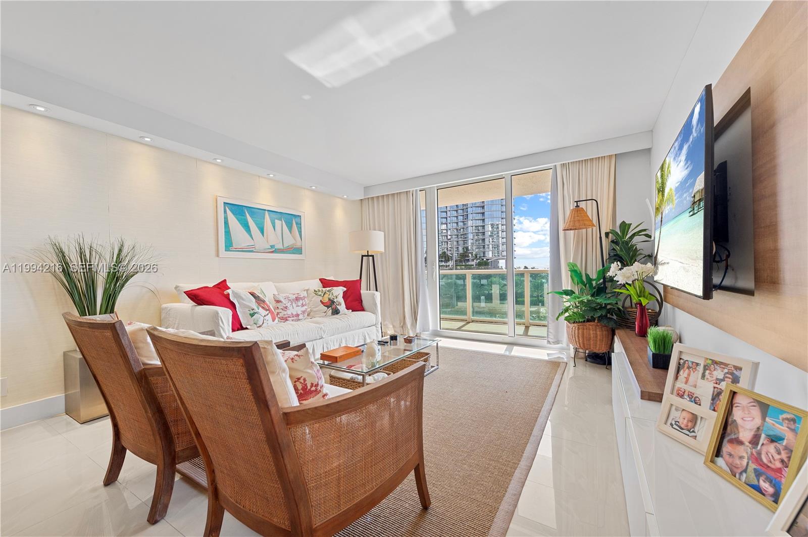 image Arlen House East1