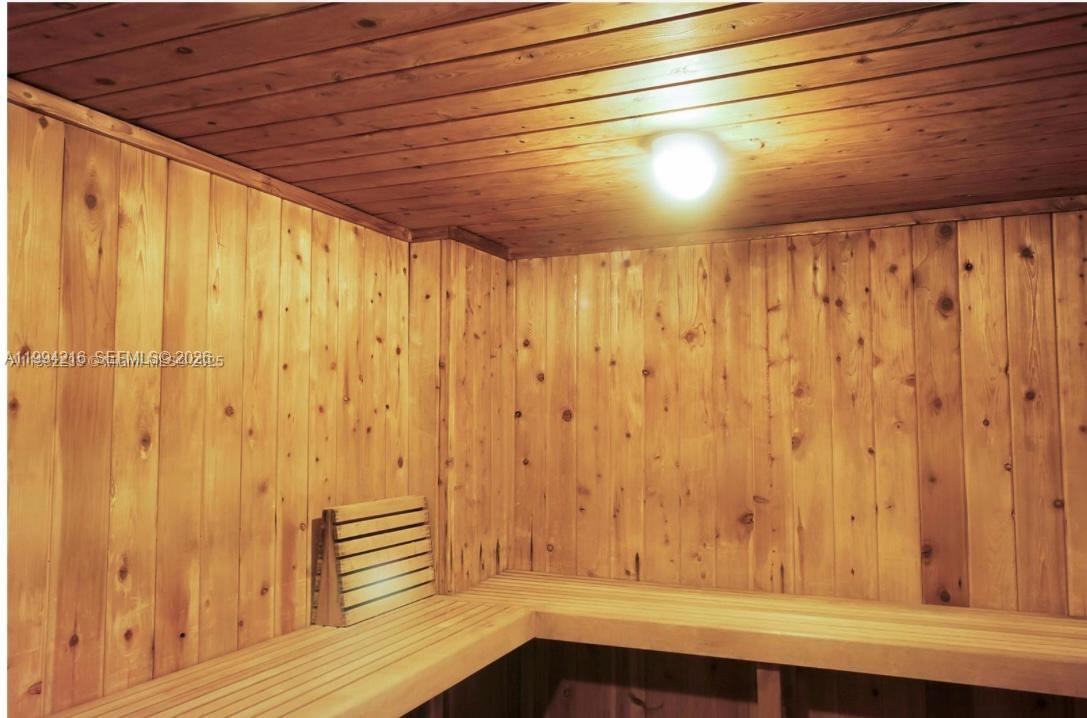 image Arlen House East57