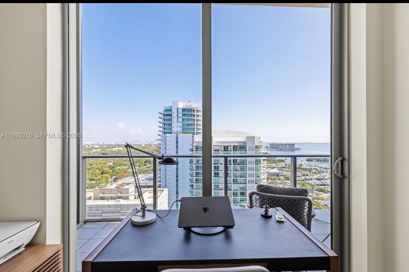 2655 S Bayshore Dr #1906 Miami, FL 33133