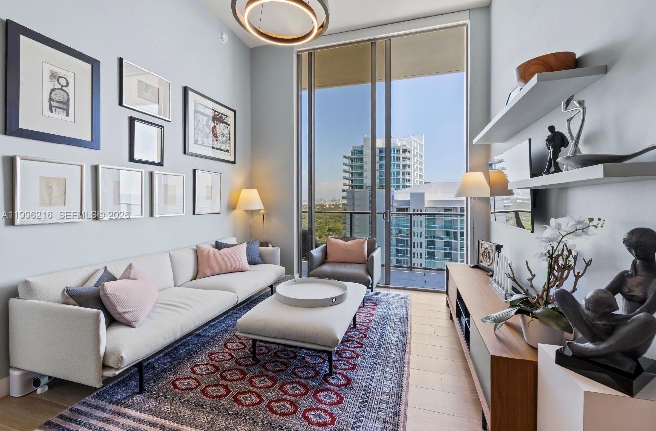 2655 S Bayshore Dr #1906 Miami, FL 33133