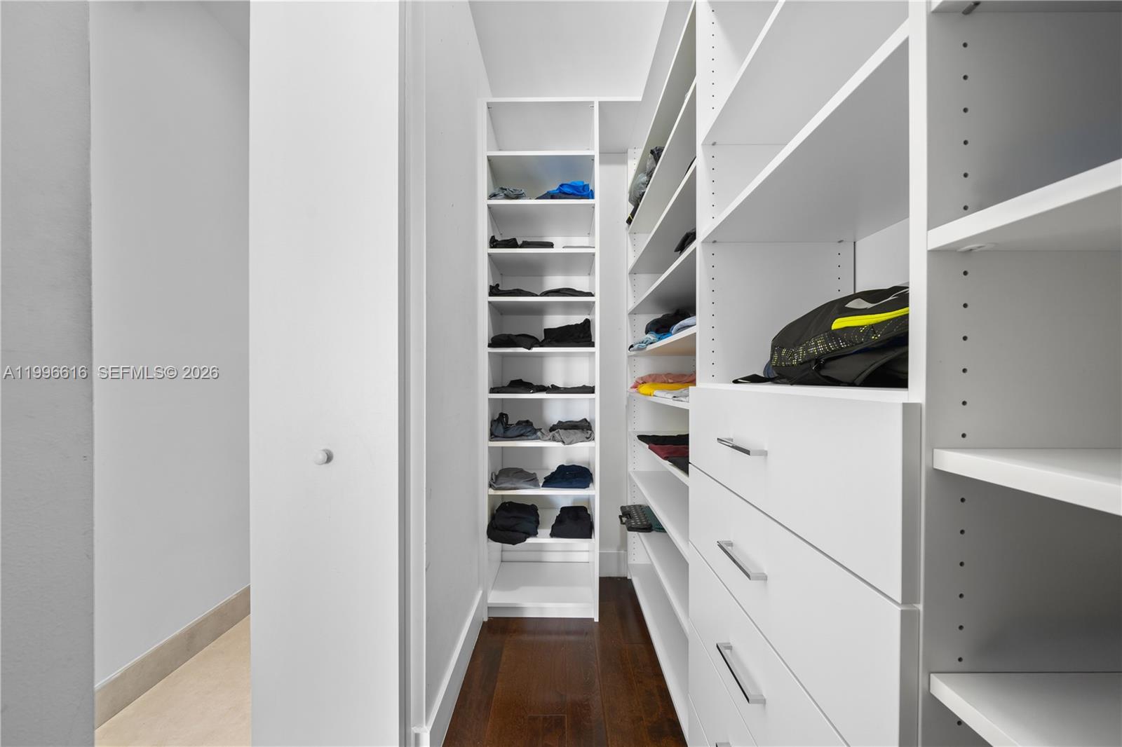 9830 NW 74th Ter Doral, FL 33178