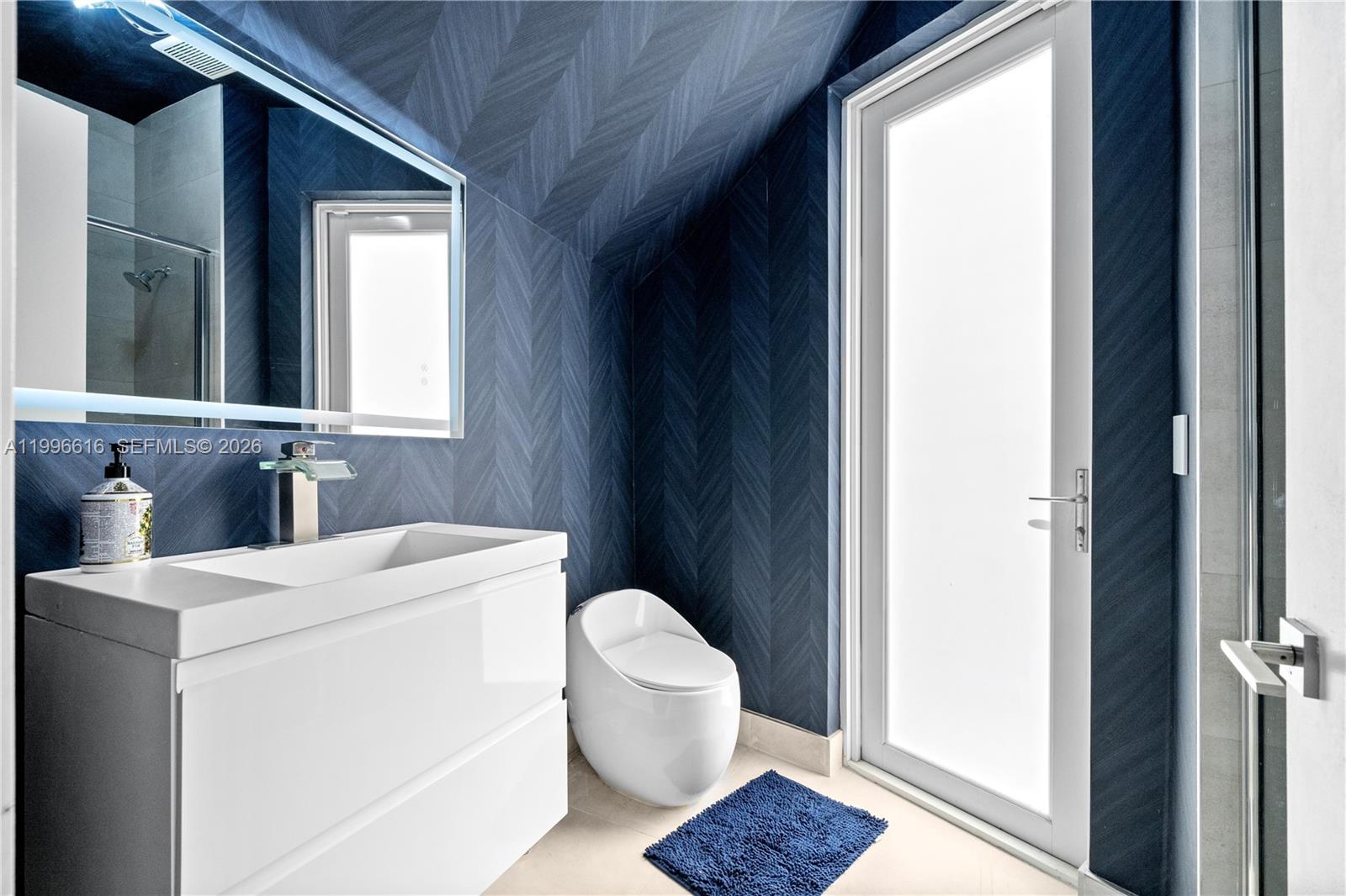 9830 NW 74th Ter Doral, FL 33178