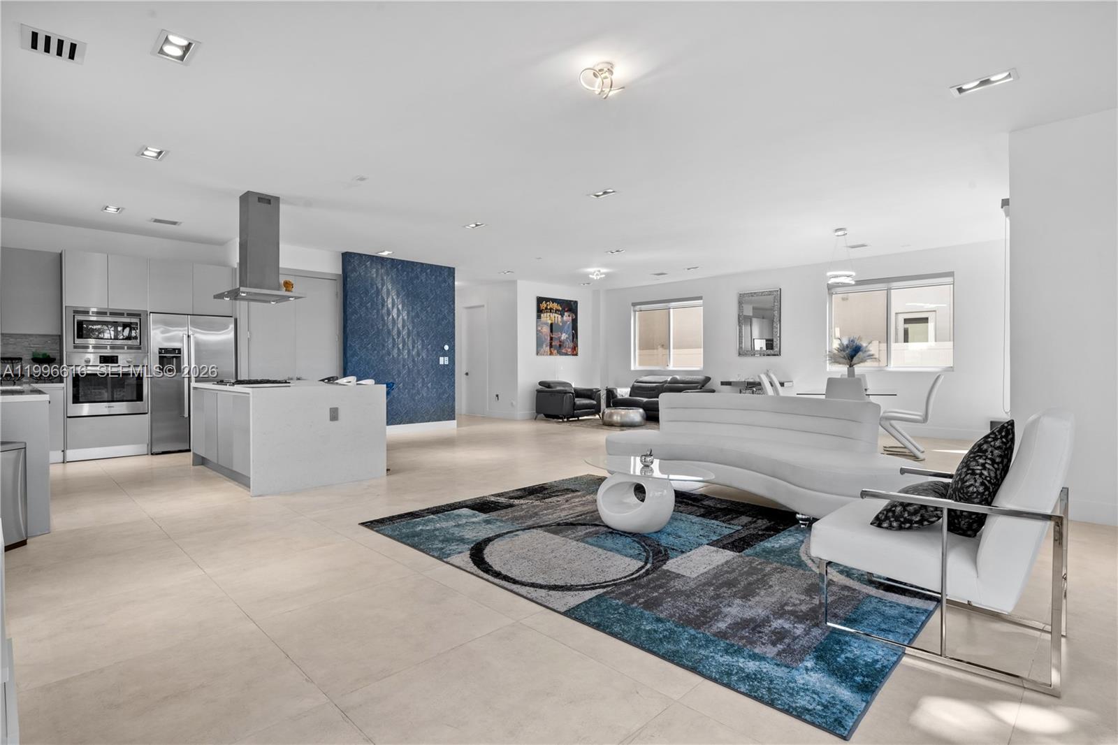 9830 NW 74th Ter Doral, FL 33178