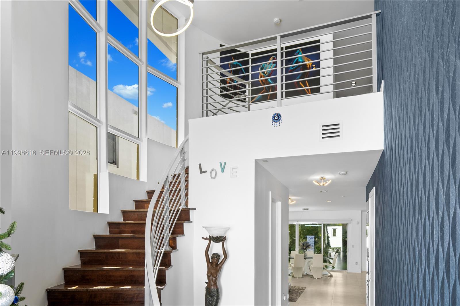 9830 NW 74th Ter Doral, FL 33178