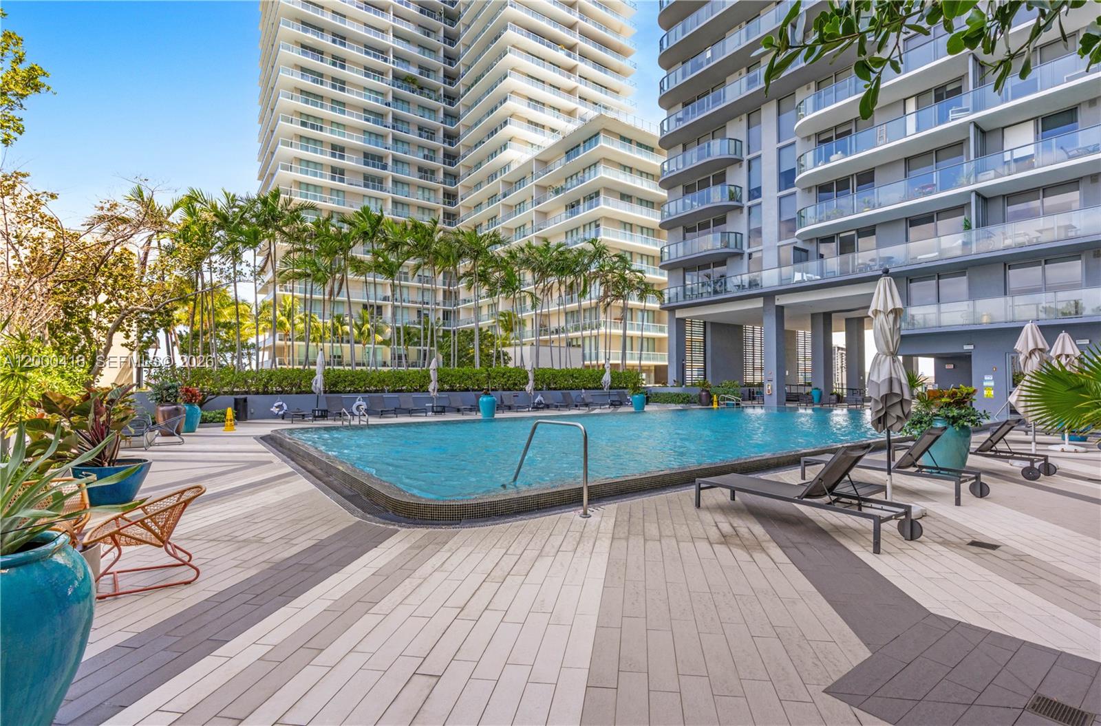 121 NE 34th St #2602 Miami, FL 33137