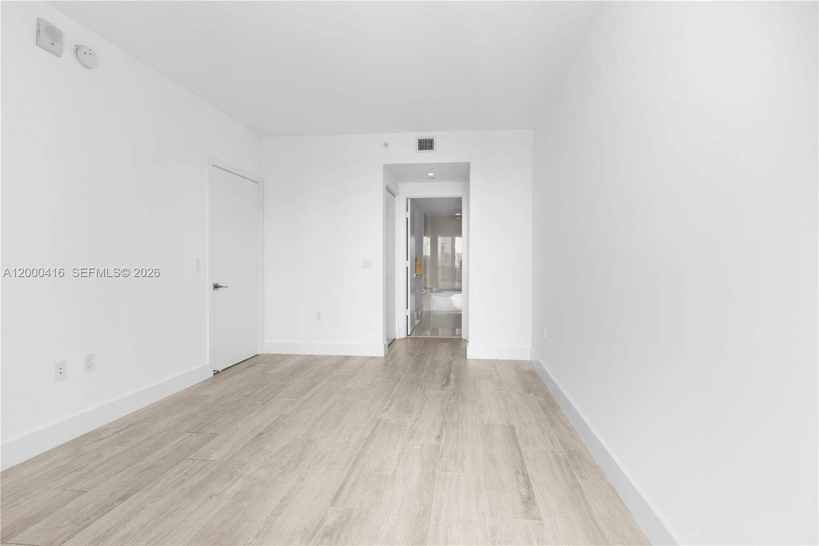 121 NE 34th St #2602 Miami, FL 33137