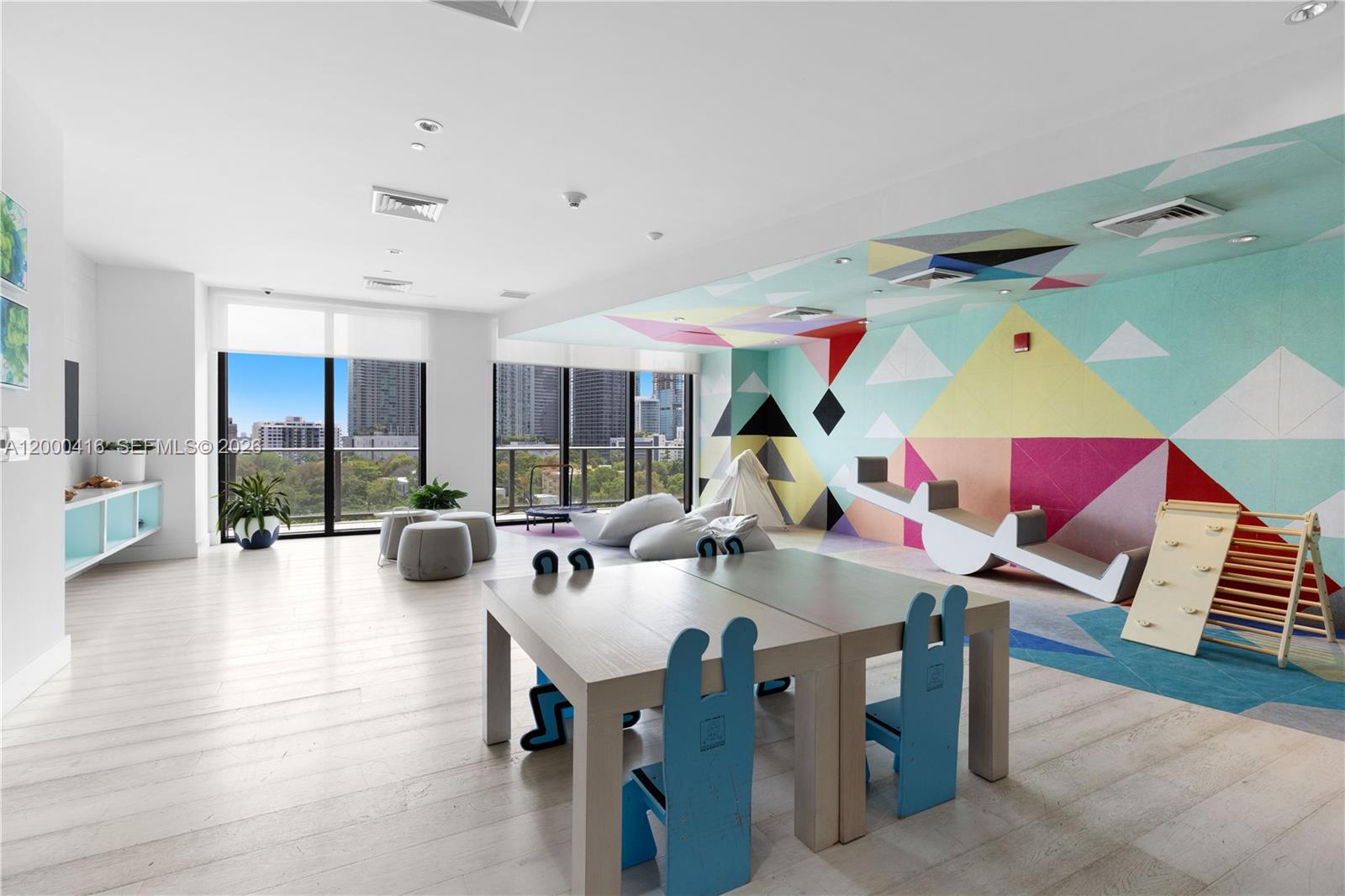 121 NE 34th St #2602 Miami, FL 33137