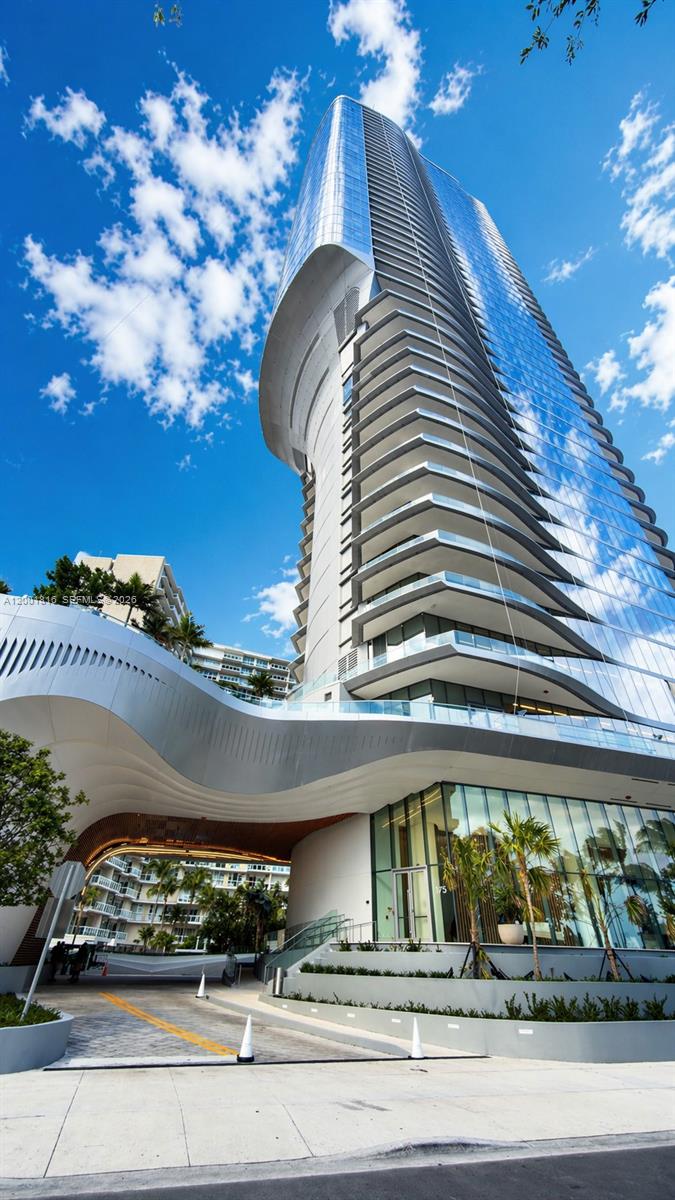 image Una Residences0