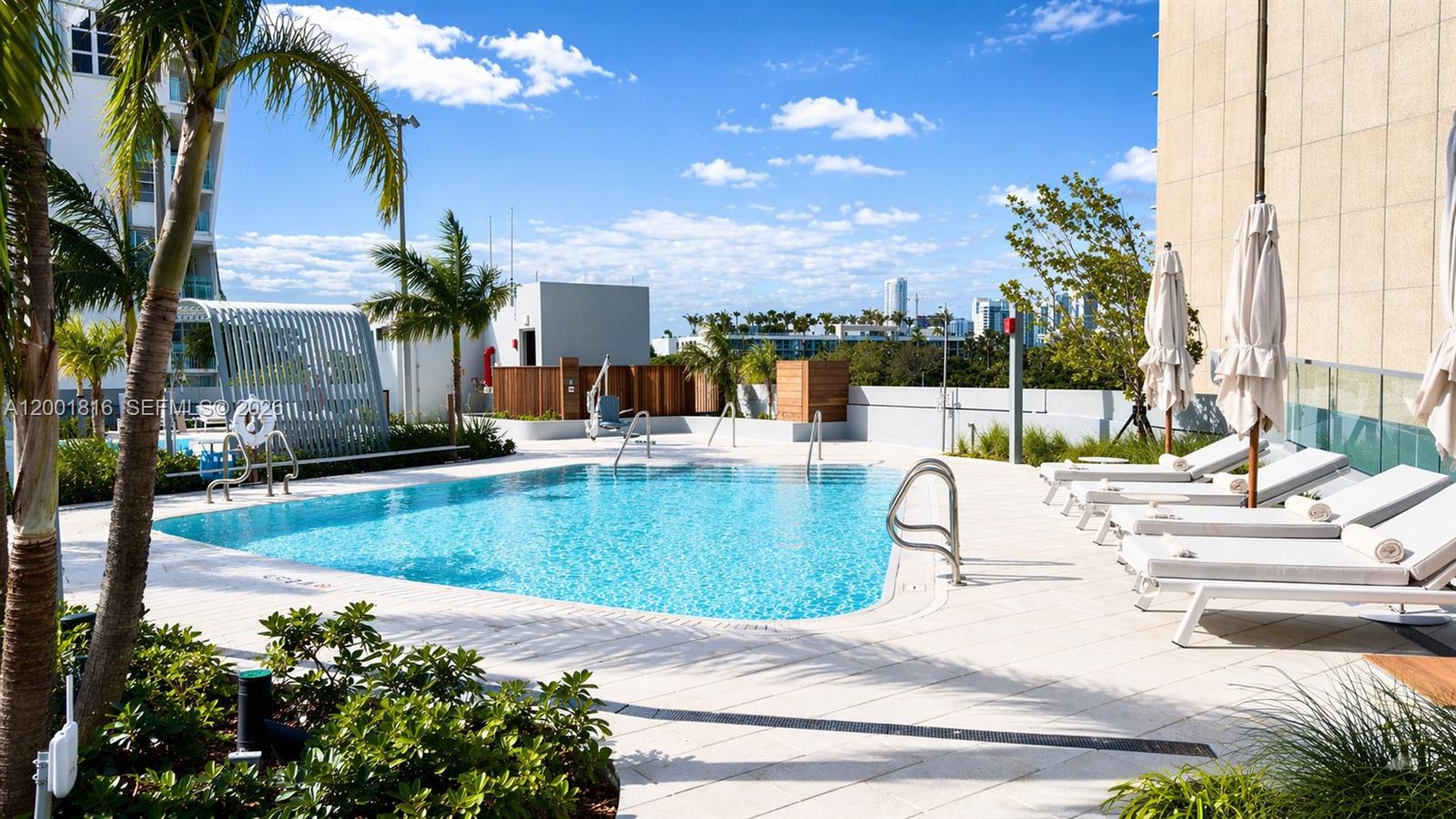 175 SE 25th Rd #504 Miami, FL 33129