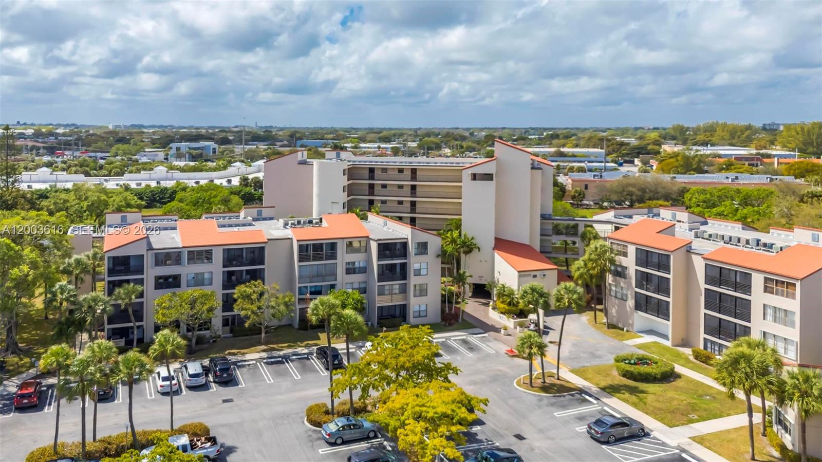 2322 S Cypress Bnd Dr #311
