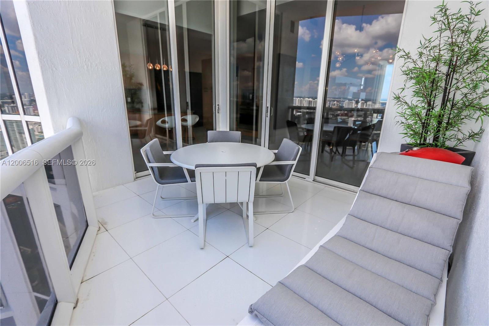 15901 Collins Ave #4106 Sunny Isles Beach, FL 33160