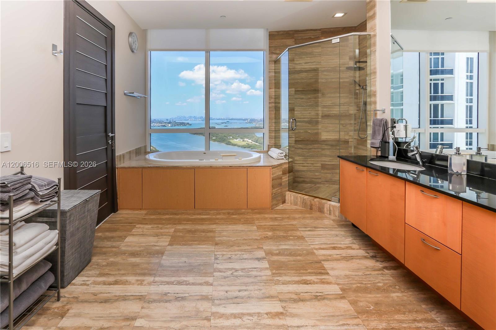 15901 Collins Ave #4106 Sunny Isles Beach, FL 33160