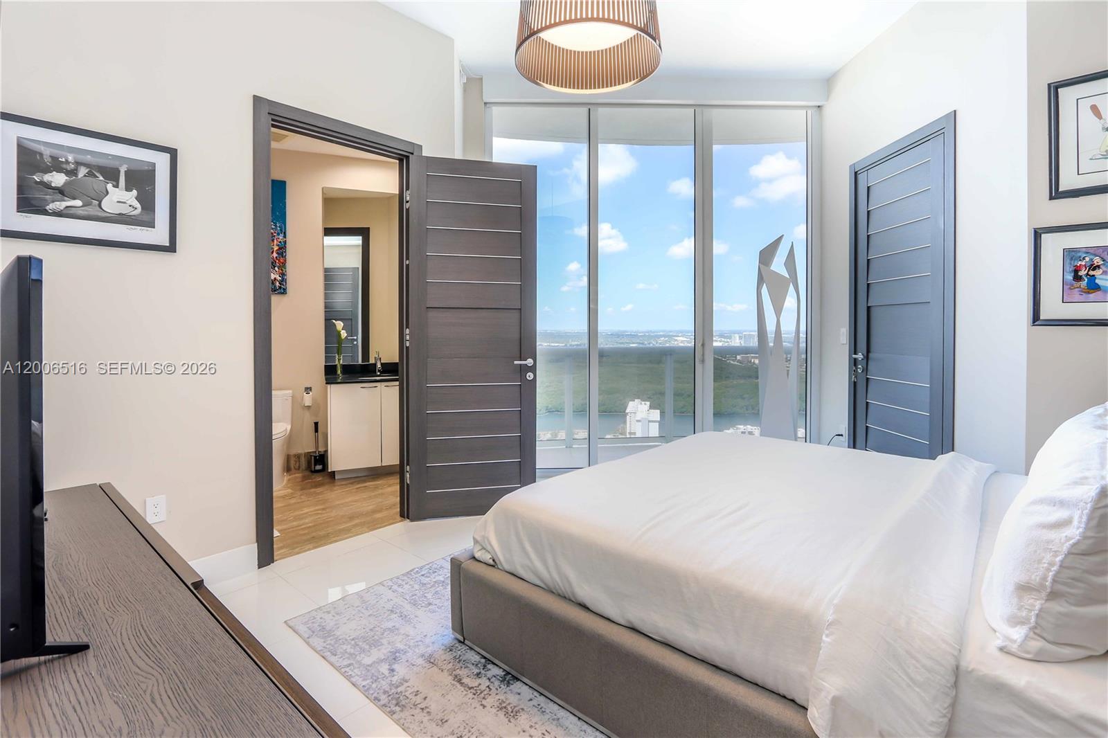 15901 Collins Ave #4106 Sunny Isles Beach, FL 33160