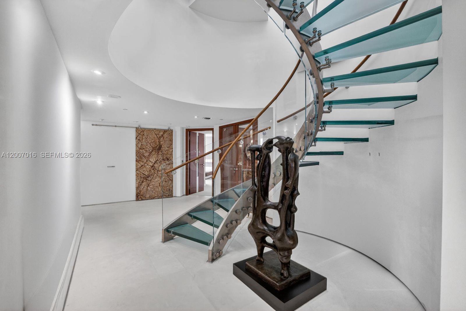 2600 Island Blvd #PH-1 Aventura, FL 33160